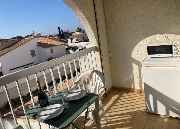 Apartment 403 3 Pers Port Soleil Vue Piscine Agde